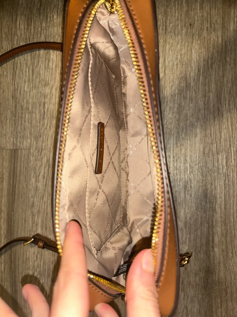 Michael Kors Jet Set Polka Dot Signature Logo Crossbody Bag NWOT